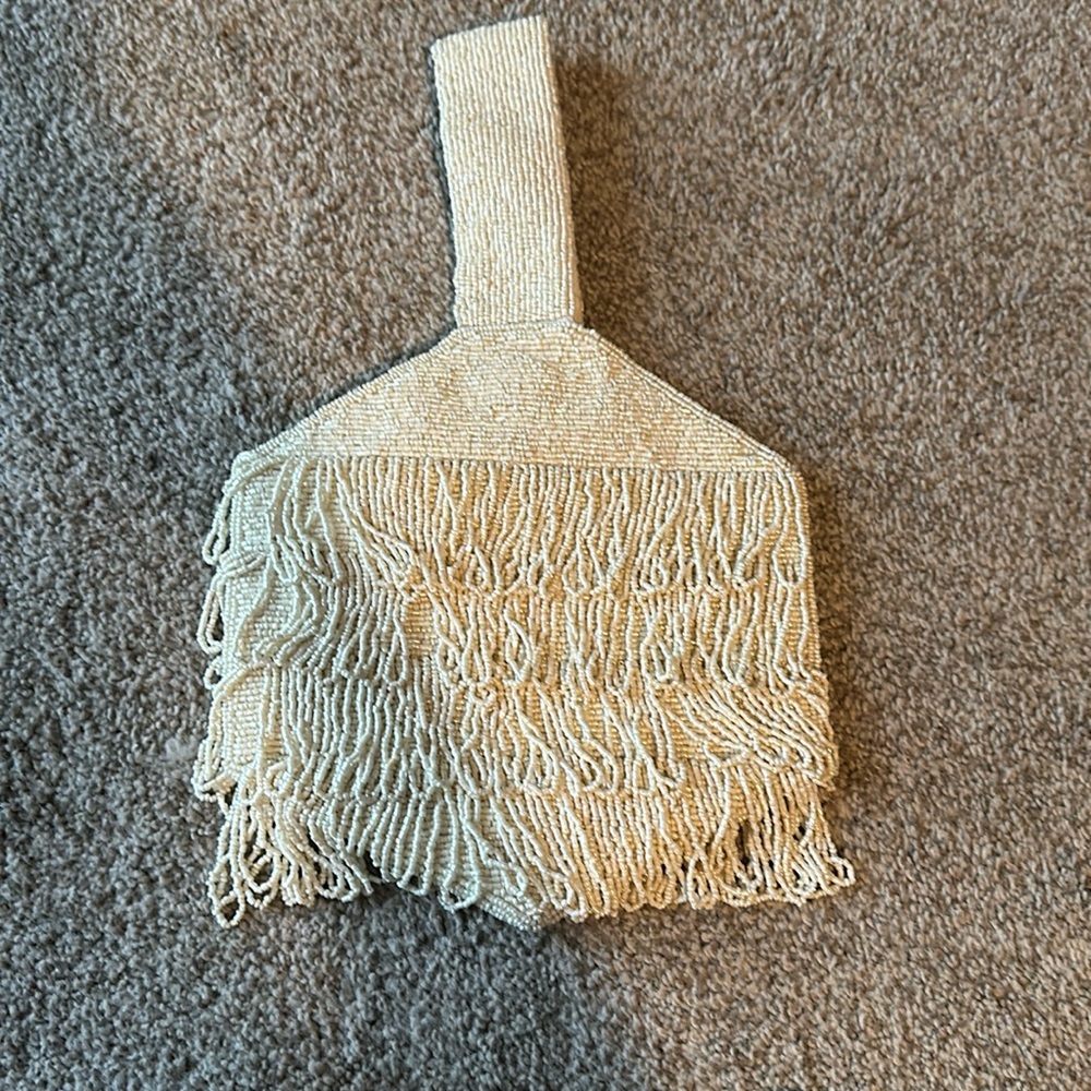 Lulus cream beaded bag